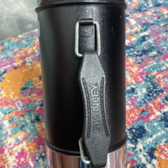 Stanley Thermos - Picture 3 of 8